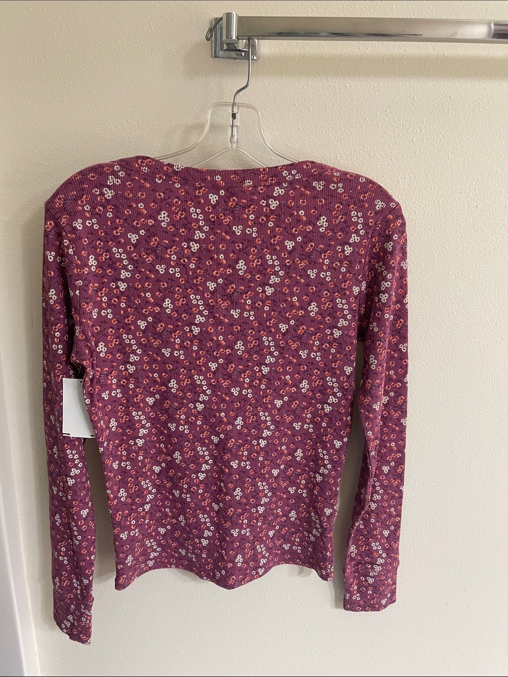 Women’s Floral Henley Long Sleeve top. - Picture 2 of 4